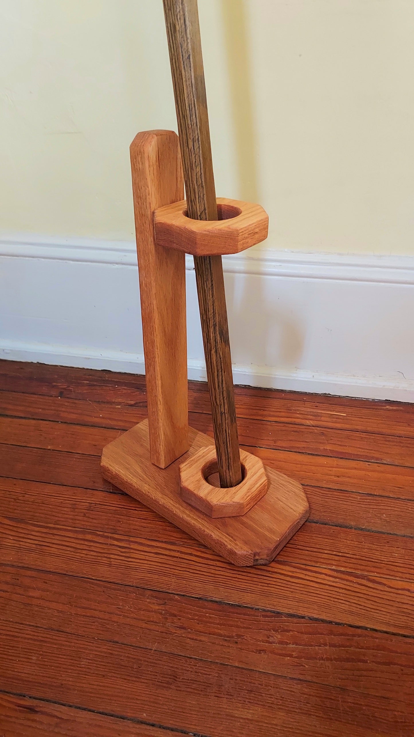 Walking Stick - POSEIDON - 61" White Oak - Brown Crocodile grip with custom display stand